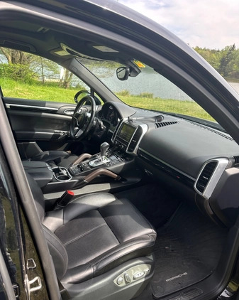 Porsche Cayenne cena 151000 przebieg: 146000, rok produkcji 2016 z Czaplinek małe 37